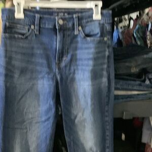 Lucky Brand Blue Ankle & Cropped Jeans,‎ distressed